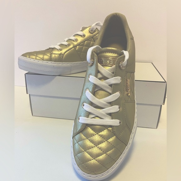 Guess Women’s Loven Sneakers, Gold w White Laceups, Quilted, Size 11 M, NWOT - Picture 2 of 10